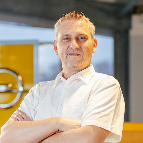 Ein Portraitfoto von Markus Henning